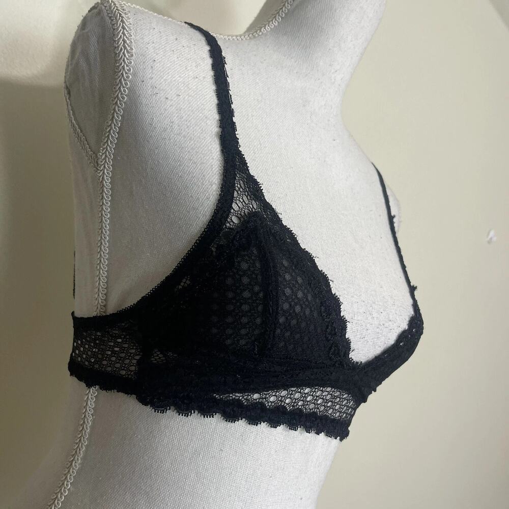 Black Floral Lace Bralette Top Wireless Bra Lingerie Sexy VNeck Bra NO Pad L./XL
